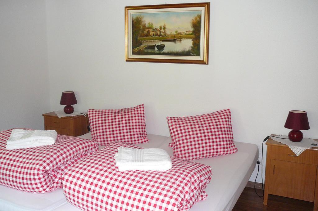 Gaestehaus Schaefli Intschi Kamer foto