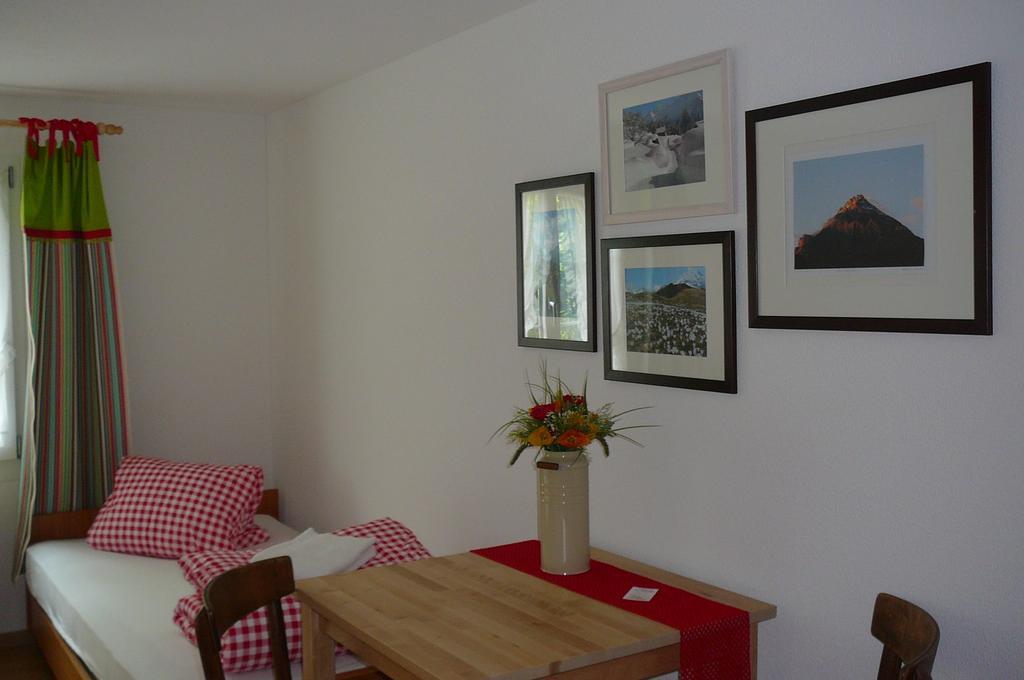Gaestehaus Schaefli Intschi Kamer foto