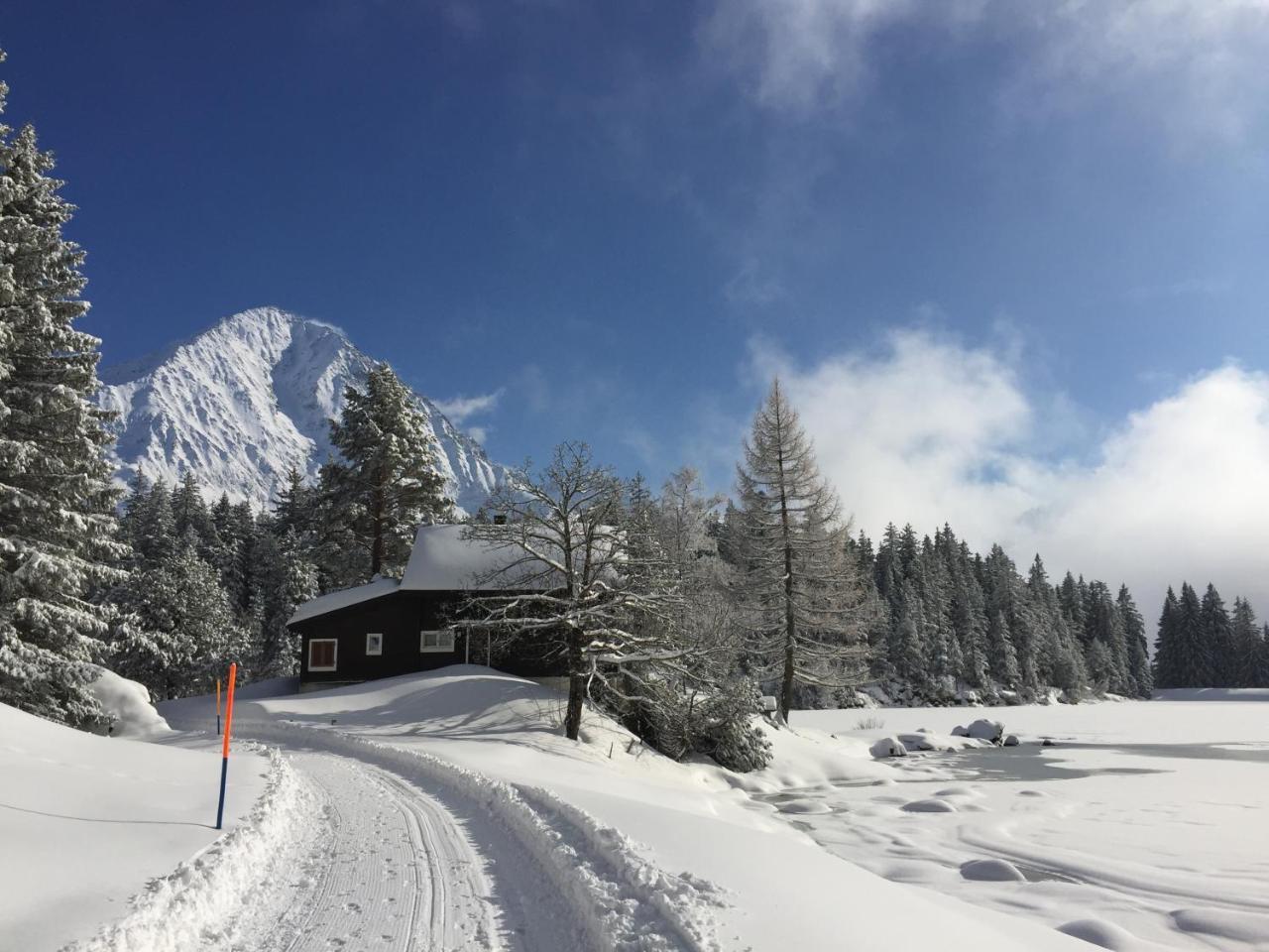 Gaestehaus Schaefli Intschi Buitenkant foto