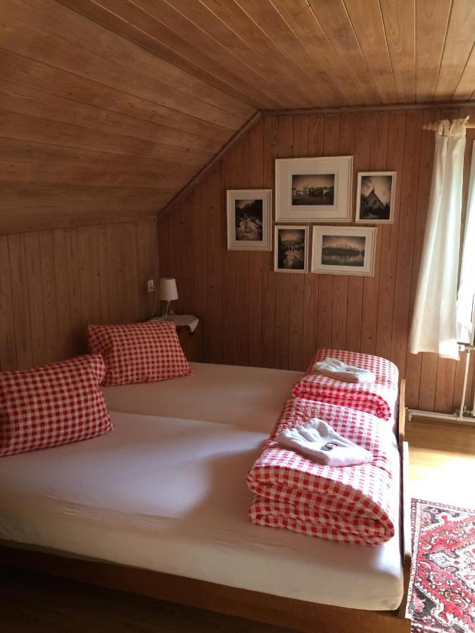Gaestehaus Schaefli Intschi Buitenkant foto